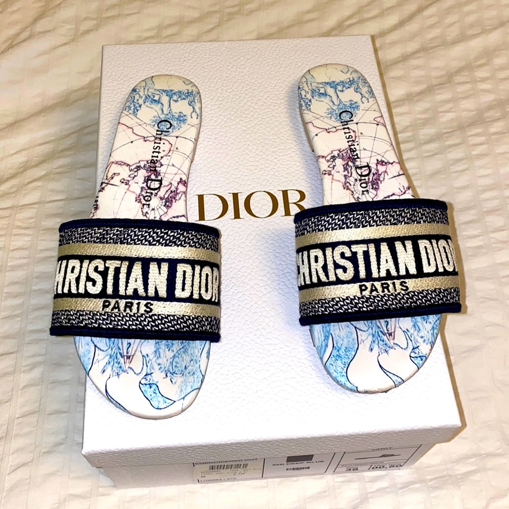 Christian Dior flats